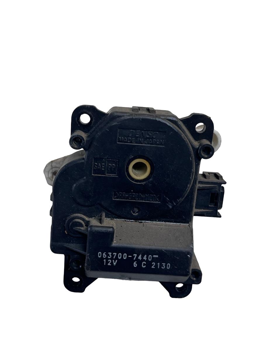 Motoras/actuator clapeta aer TOYOTA PRIUS Saloon _W1_ 2000 - 2004 063700-7440