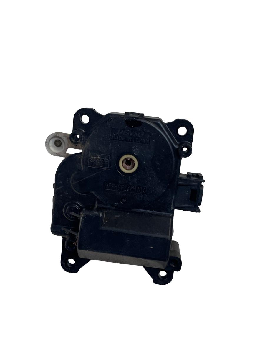 Motoras/actuator clapeta aer TOYOTA PRIUS Saloon _W1_ 2000 - 2004 063700-7440
