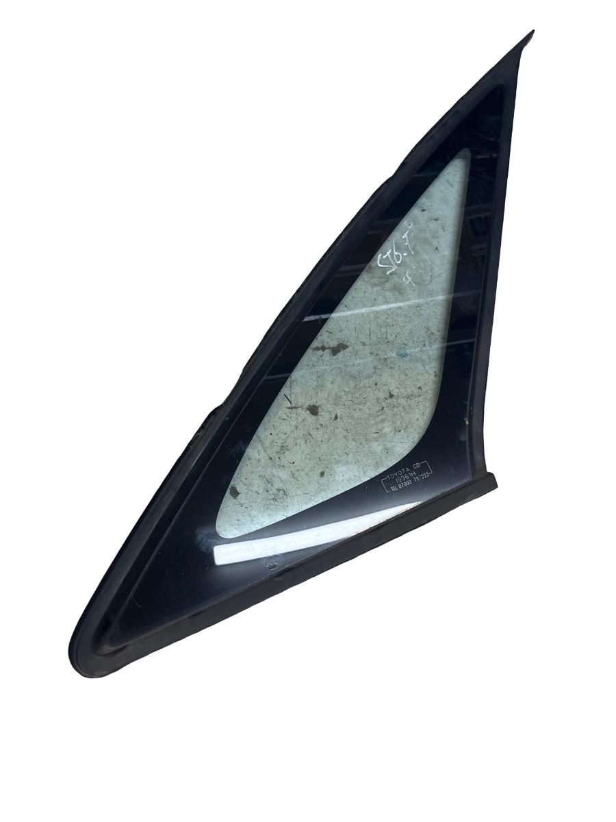 Geam fix stanga fata TOYOTA COROLLA Verso _E12_ 2001 - 2004