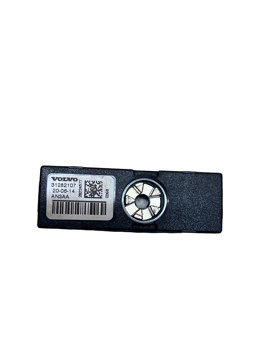 Amplificator antena VOLVO V40 525 2013 - 2015 31282107