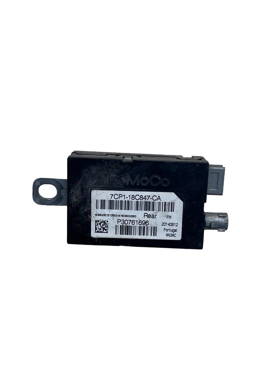 Amplificator semnal antena VOLVO V40 525 2013 - 2015 7CP1-18C847-CA