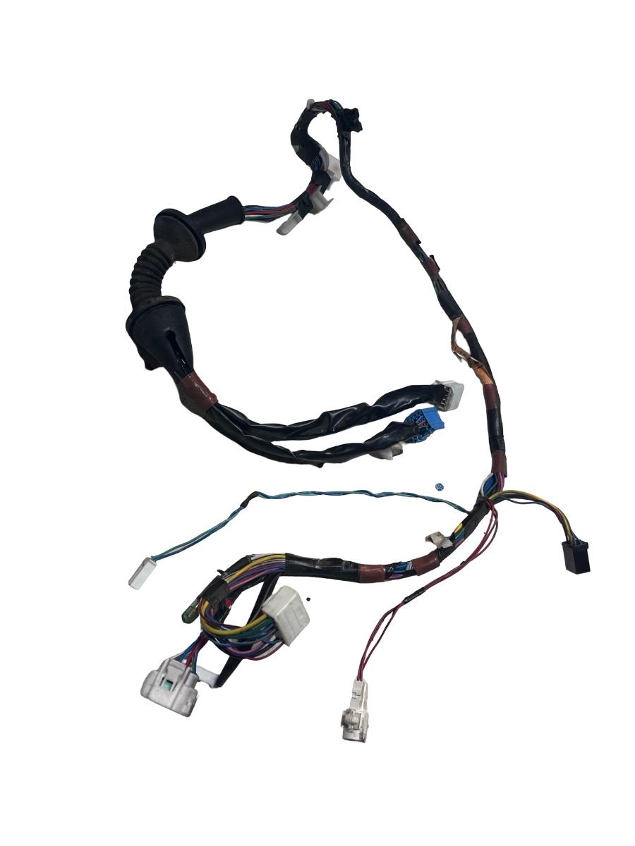 Instalatie electrica portiera stanga fata TOYOTA COROLLA Verso _E12_ 2001 - 2004 82151-13261
