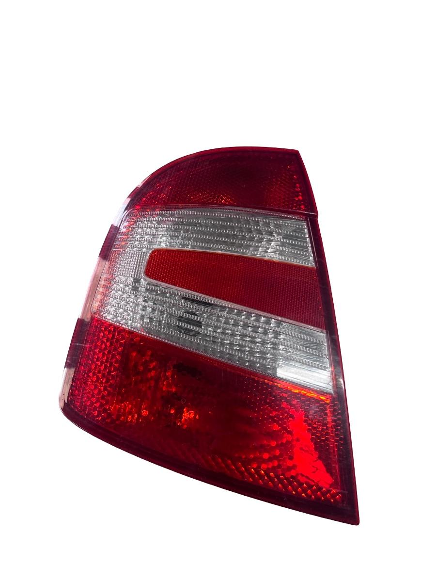 Lampa spate / Stop stanga spate SKODA FABIA 6Y2 1999 - 2008 6Y6945111B