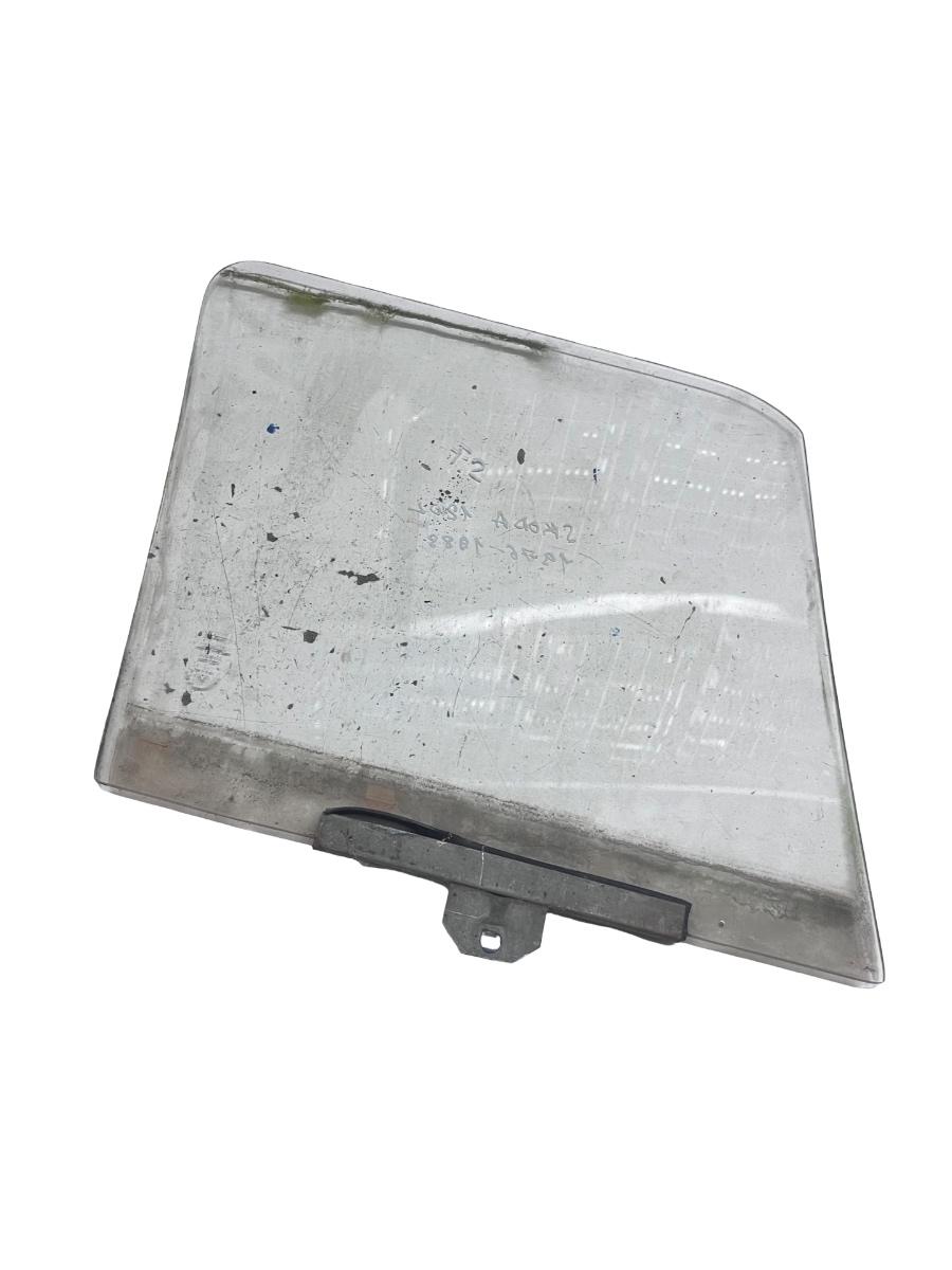 Geam portiera stanga fata SKODA 105,120 742 1976 - 1990