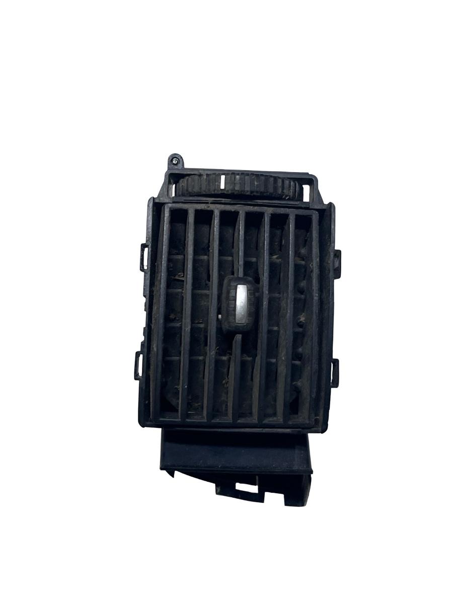 Grila de ventilatie bord stanga fata CITROËN JUMPER Box 2015 -> LS385812