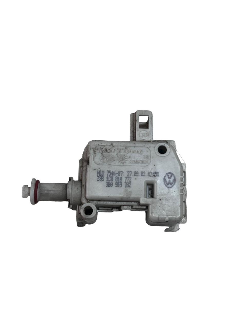 Motoras usita rezervor combustibil VOLKSWAGEN GOLF IV 1J1 1997 - 2007 3B0959782