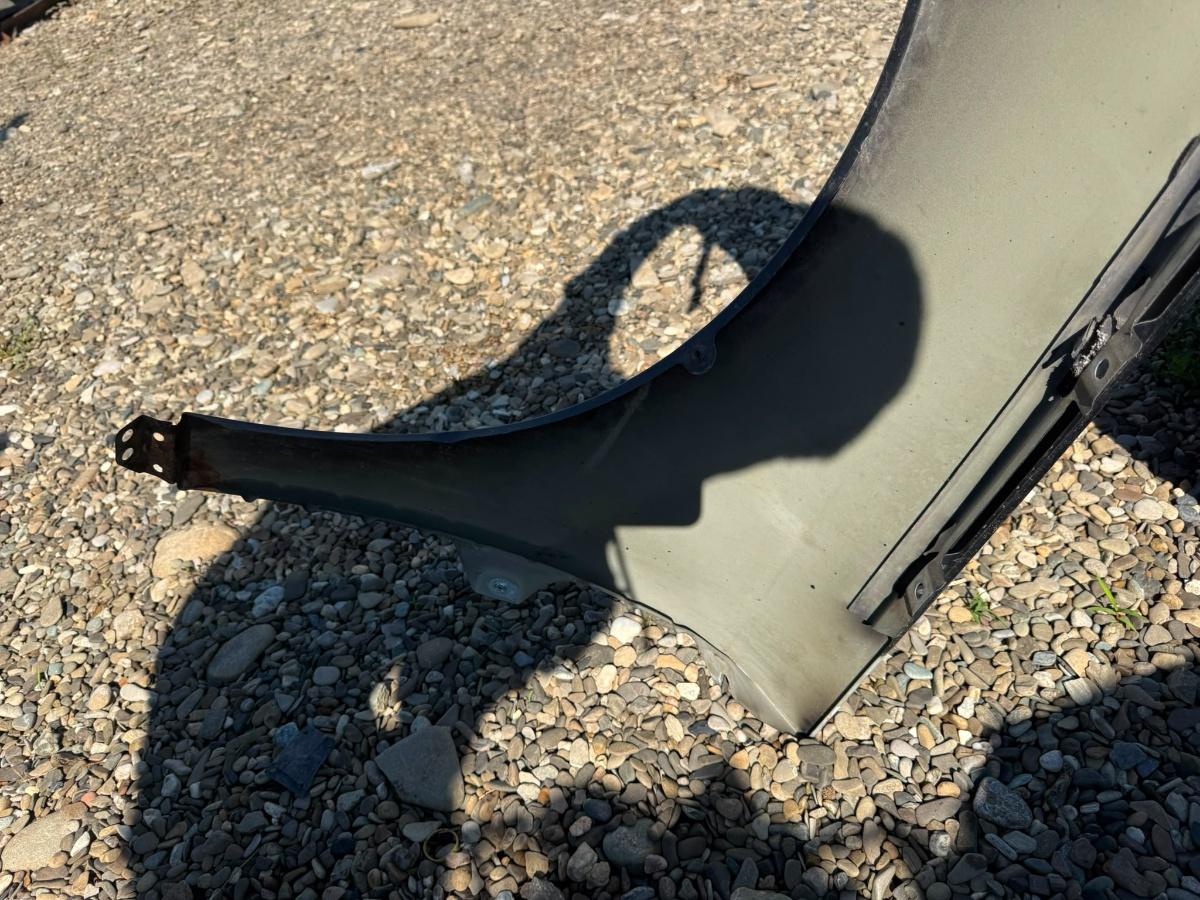 Aripa dreapta fata cu defect VOLKSWAGEN PASSAT B6 2005 - 2010 – foto 10