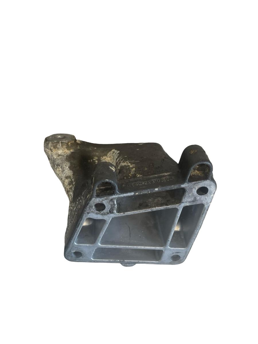 Suport motor MERCEDES-BENZ M-CLASS II W164 2005 - 2012 3.0 ML 280 CDI 4-matic OM 642.940 A6422230304