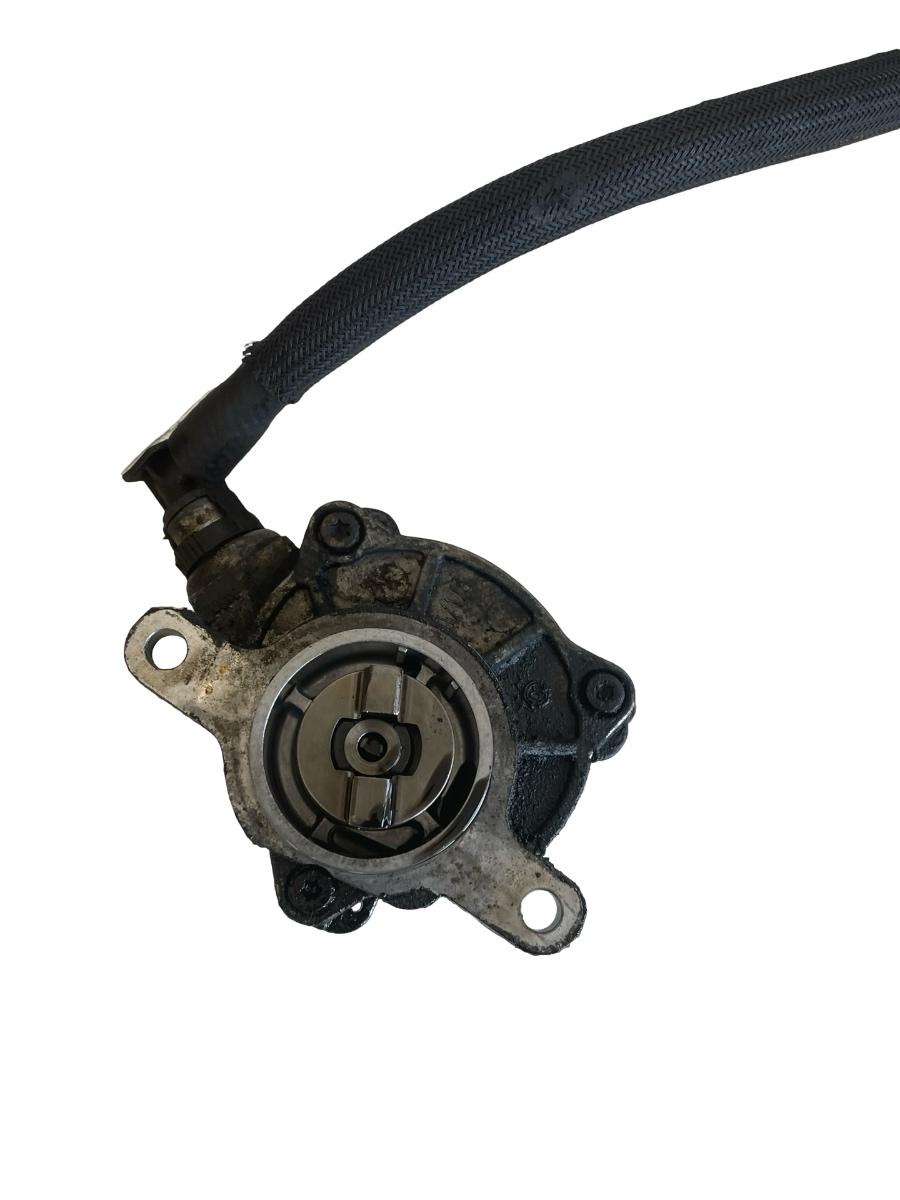 Pompa de vacuum NISSAN INTERSTAR Box X70 2002 -> 2.2 dCI 90 G9T 722 8200102535