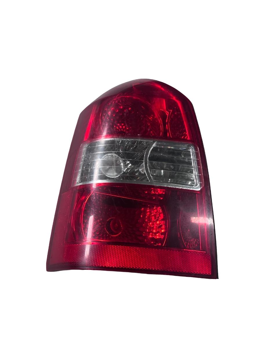 Lampa spate / Stop stanga spate CU DEFECT KIA SPORTAGE JE_, KM_ 2004 ->