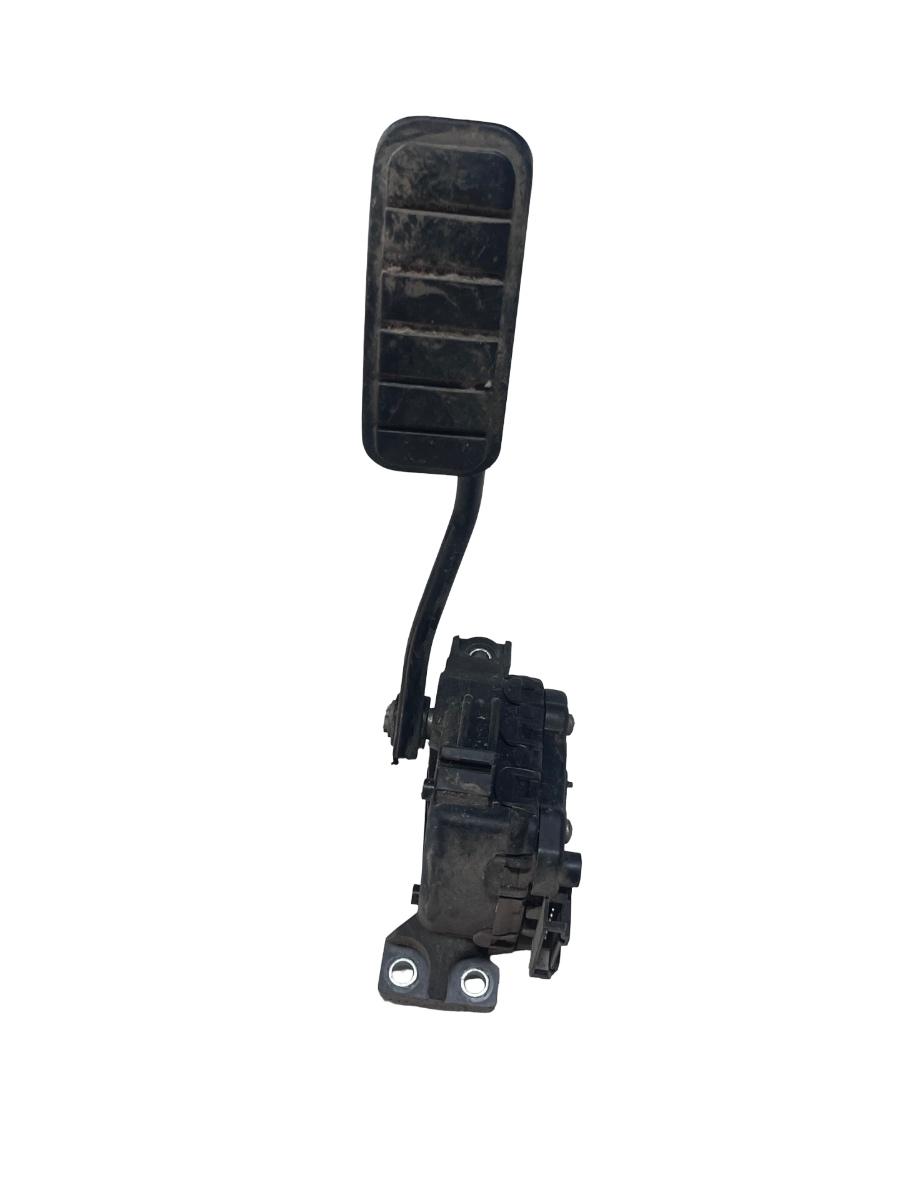 Pedala de acceleratie RENAULT MASTER II Box FD 1998 -> 8200724059