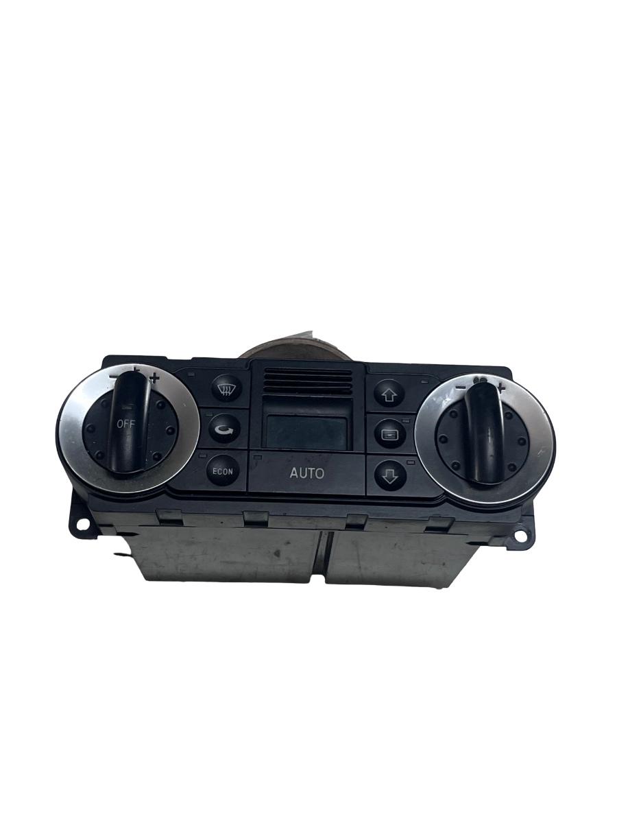 Panou clima AUDI TT Coupe 8N3 1998 - 2006 8N0820043A