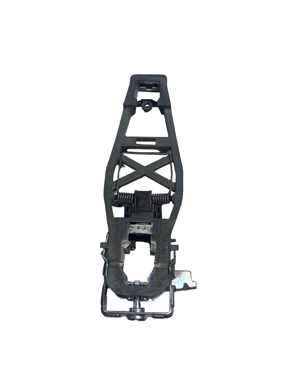Maner/suport exterior portiera fata dreapta fata VOLKSWAGEN TRANSPORTER V Bus 7HB, 7HJ, 7EB, 7EJ, 7EF, 7EG, 7HF, 7H0837886