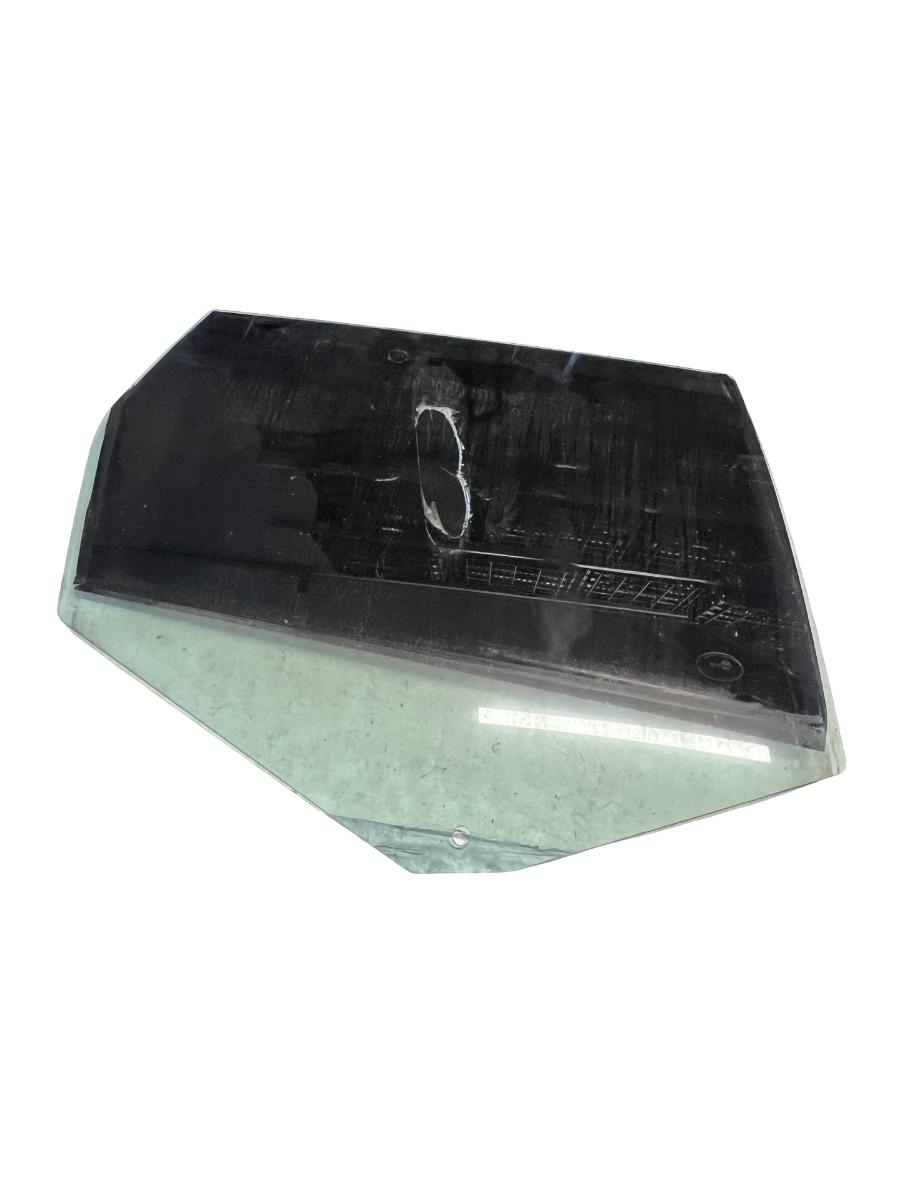 Geam portiera dreapta spate VOLVO XC60 156 2008 ->