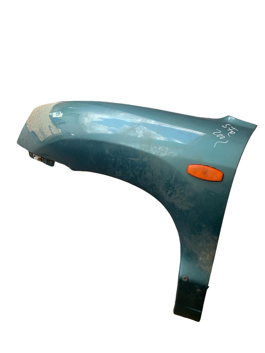 Aripa stanga fata HYUNDAI SANTA FE I SM 2000 - 2006