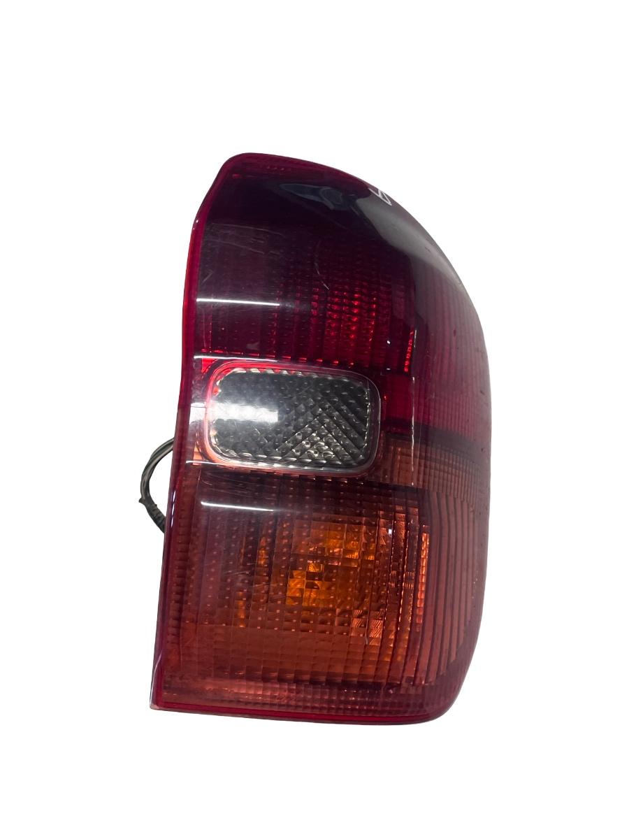 Lampa spate / Stop dreapta spate TOYOTA RAV 4 II _A2_ 2000 - 2005