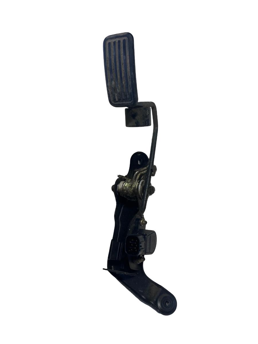Pedala de acceleratie TOYOTA RAV 4 II _A2_ 2000 - 2005 89281-33010