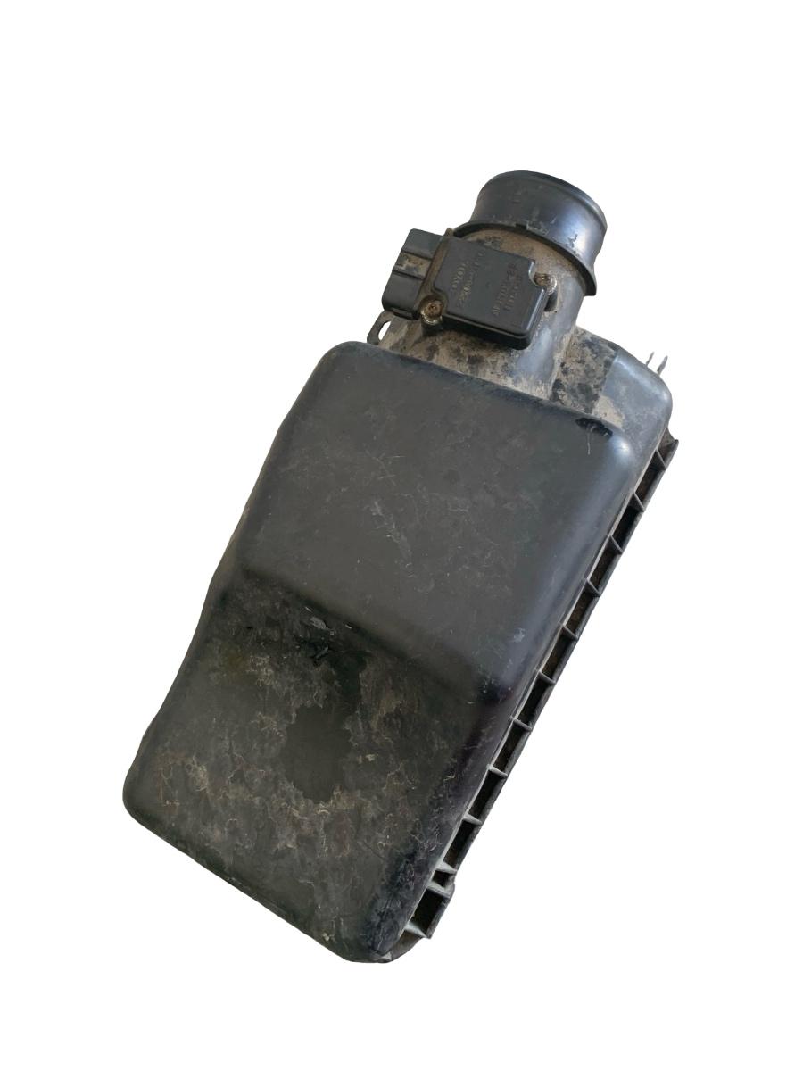 Debitmetru TOYOTA RAV 4 II _A2_ 2000 - 2005 2.0D 22204-27010
