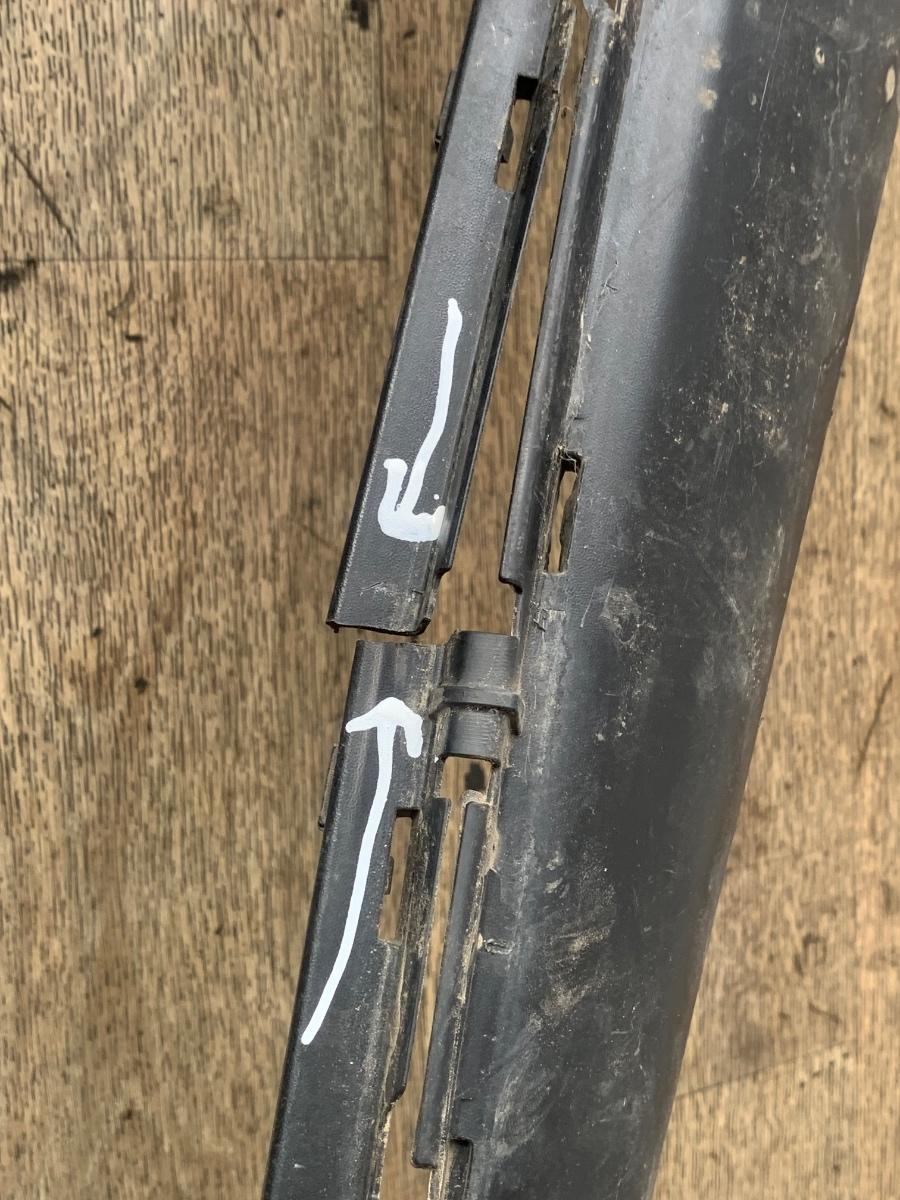 Ornament bara spate TOYOTA AURIS 2013-2018 52453-02140 – foto 4