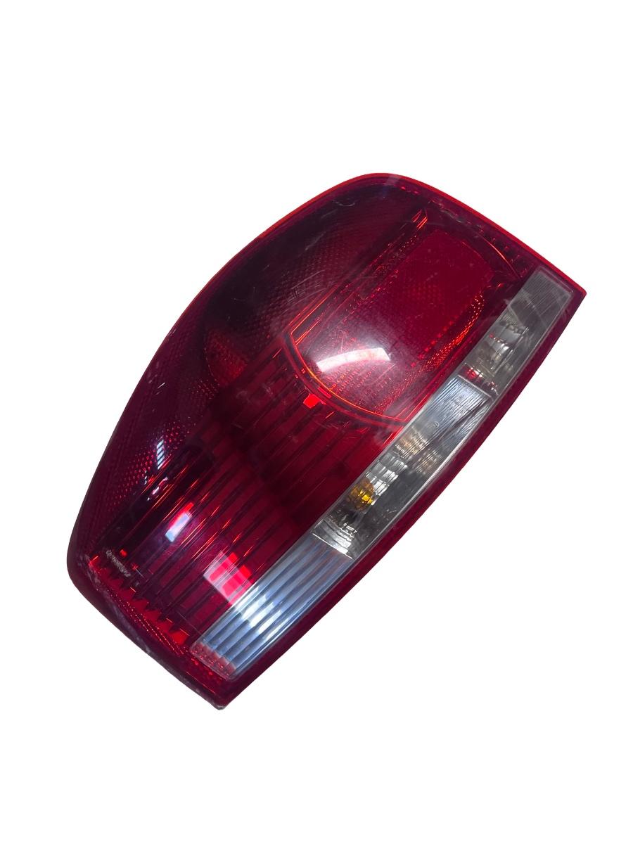 Lampa spate / Stop stanga spate AUDI A3 II 8P1 2003 - 2013 1.6 BGU, BSE, BSF VAG 8P0945095