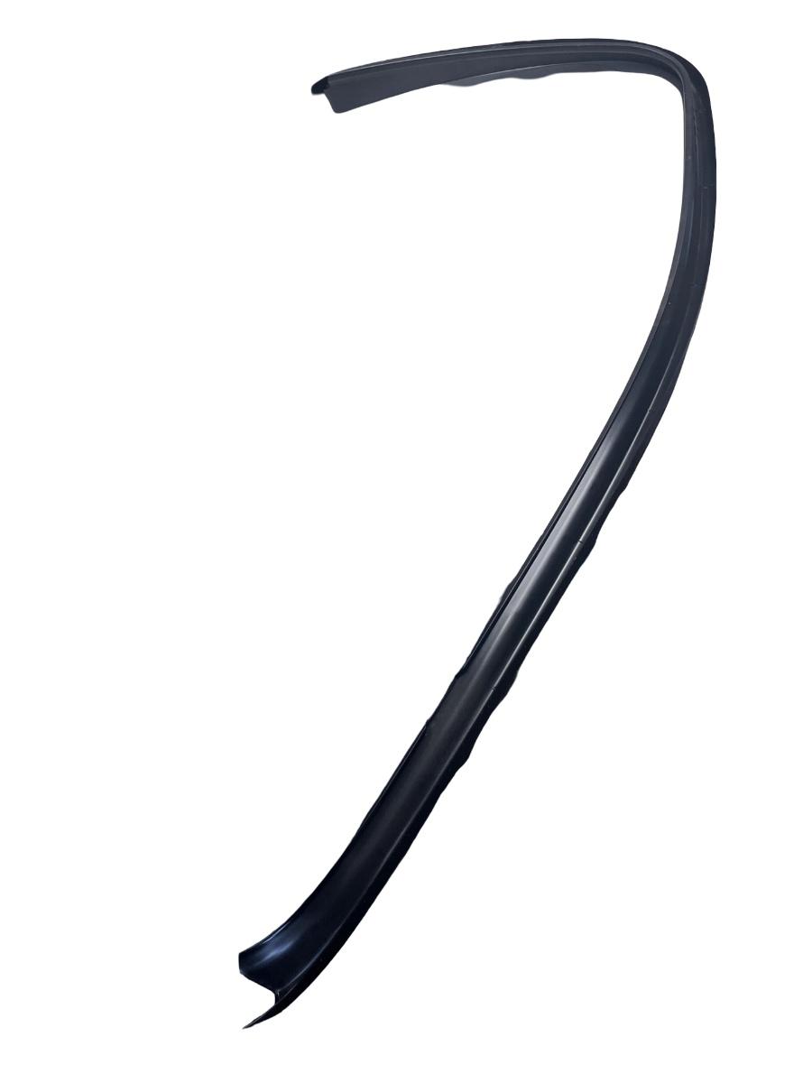 Protectie de plastic geam dreapta fata VOLKSWAGEN TOUAREG 7P5, 7P6 2010 - 2018 7P0867672A