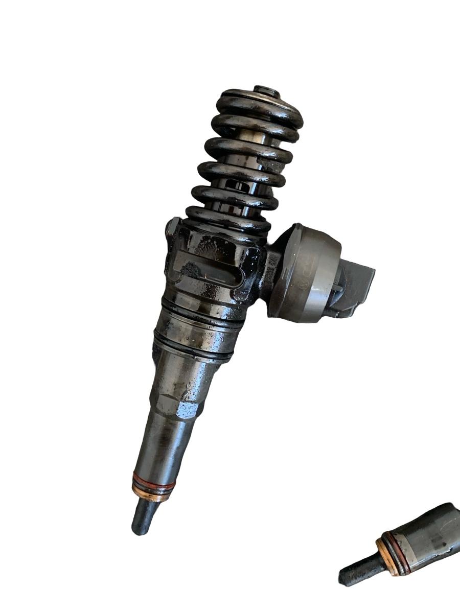 Injector combustibil VOLKSWAGEN POLO 9N_ 2001 - 2012 1.4 TDI BMS, BNV 038130080X