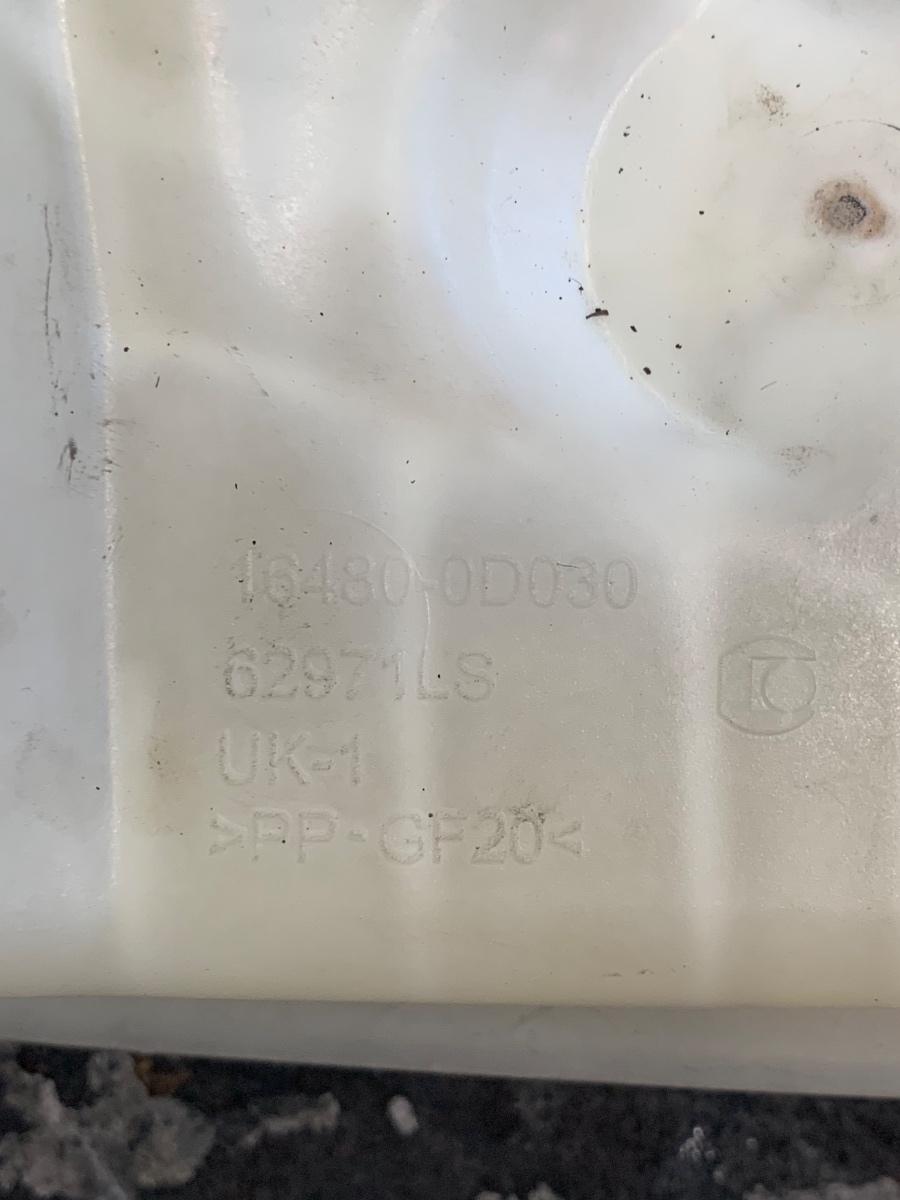 Vas rezervor de expansiune lichid de racire TOYOTA AURIS ZWE18_, NZE18_, ZRE18_ 2012 -> 1.8 Hybrid 2ZR-FXE 16480-0D030 – foto 3