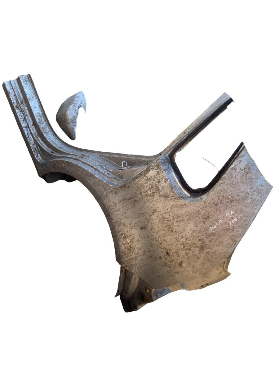 Aripa stanga spate VOLKSWAGEN POLO 9N_ 2001 - 2012