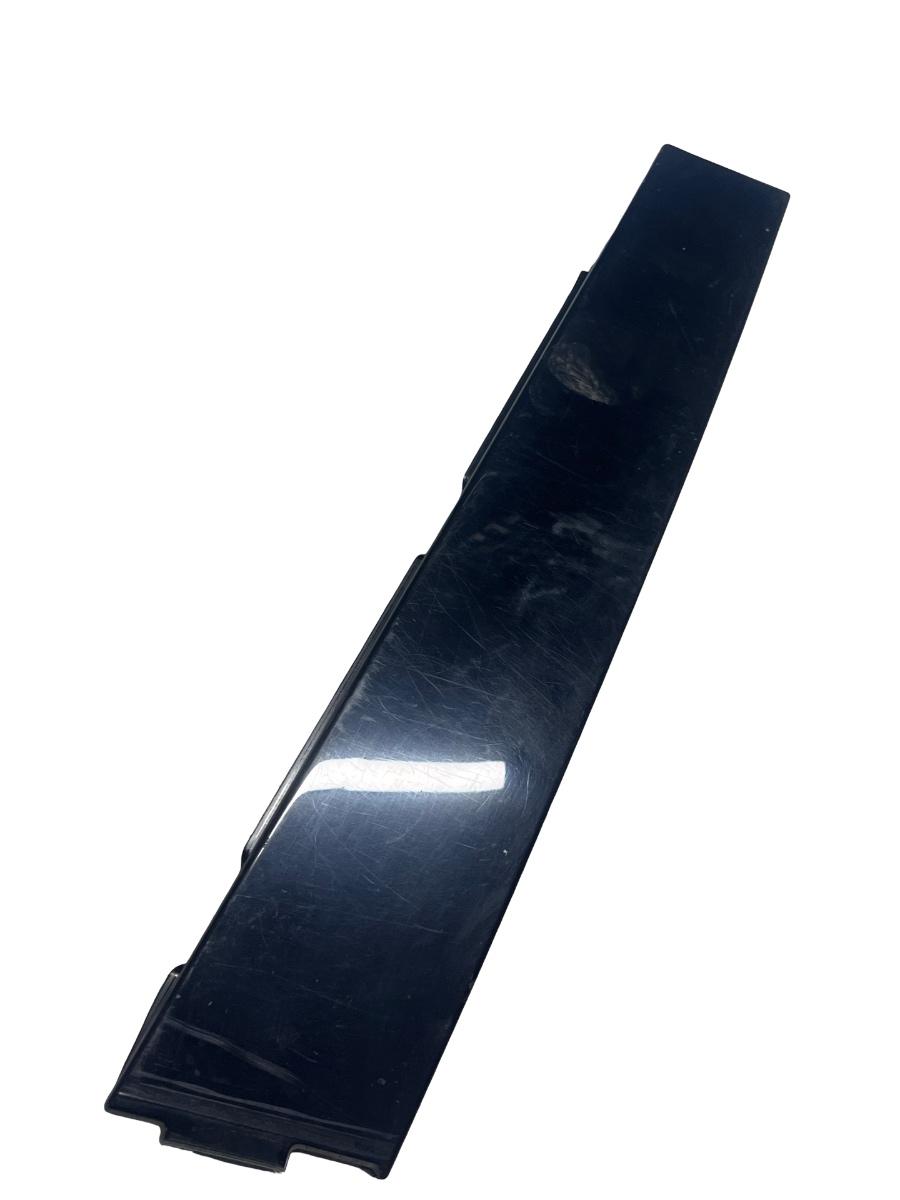 Ornament portiera stanga fata VOLKSWAGEN TIGUAN 5N_ 2007 -> 5N0837901