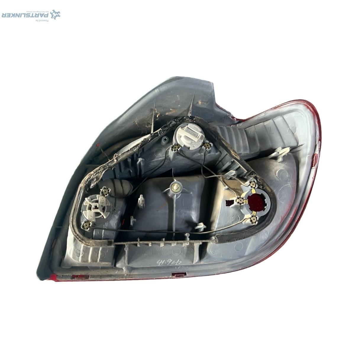 Lampa spate / Stop stanga TOYOTA YARIS _P1_ 1999 - 2005 – foto 2
