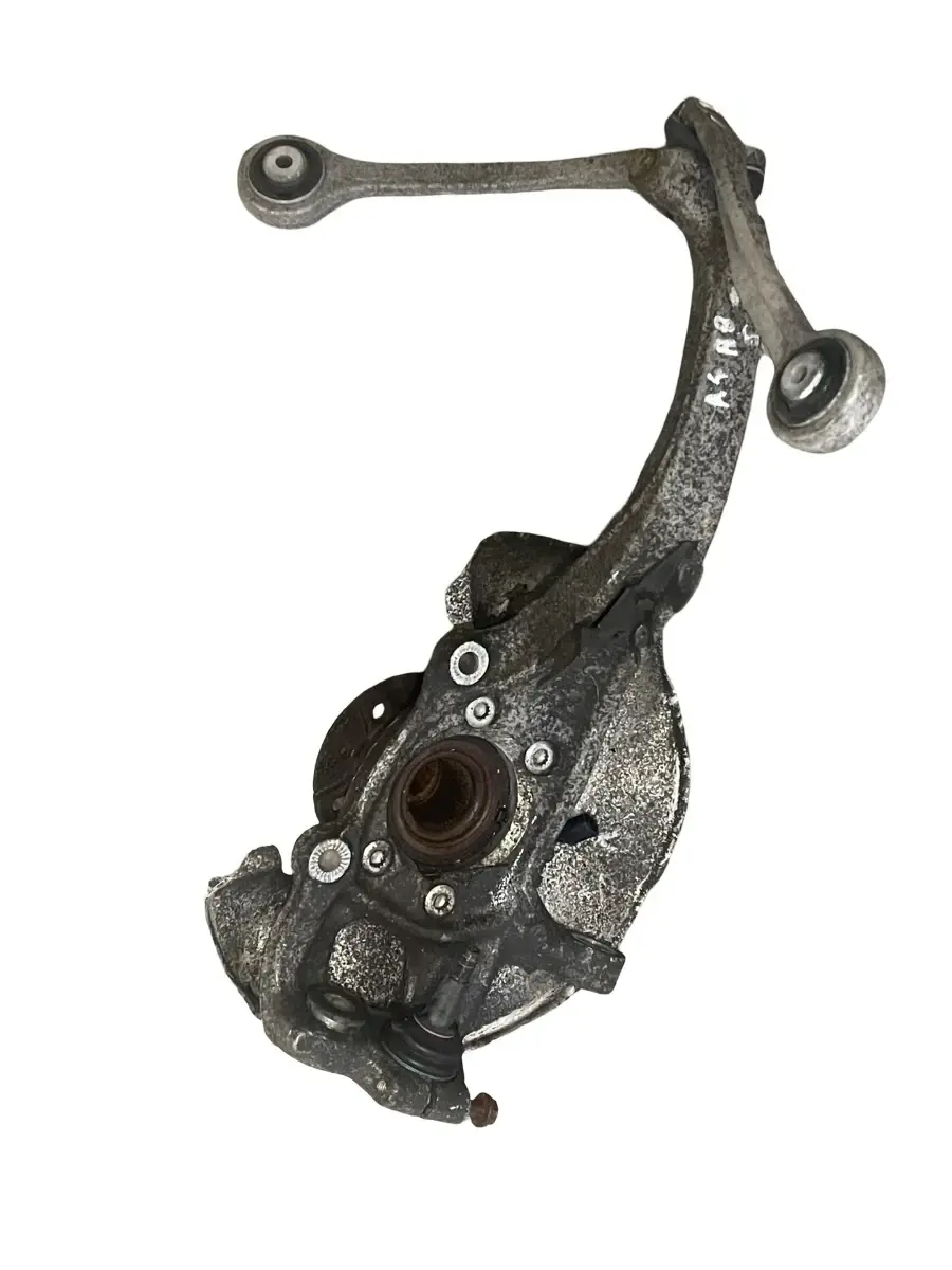 Fuzeta stanga fata AUDI A4 IV 8K2, B8 2007 - 2015 2.0TDI